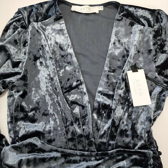 ASTR The Label - S - Women's Georgette Velvet Midi Dress NWT - Picture 5 of 6